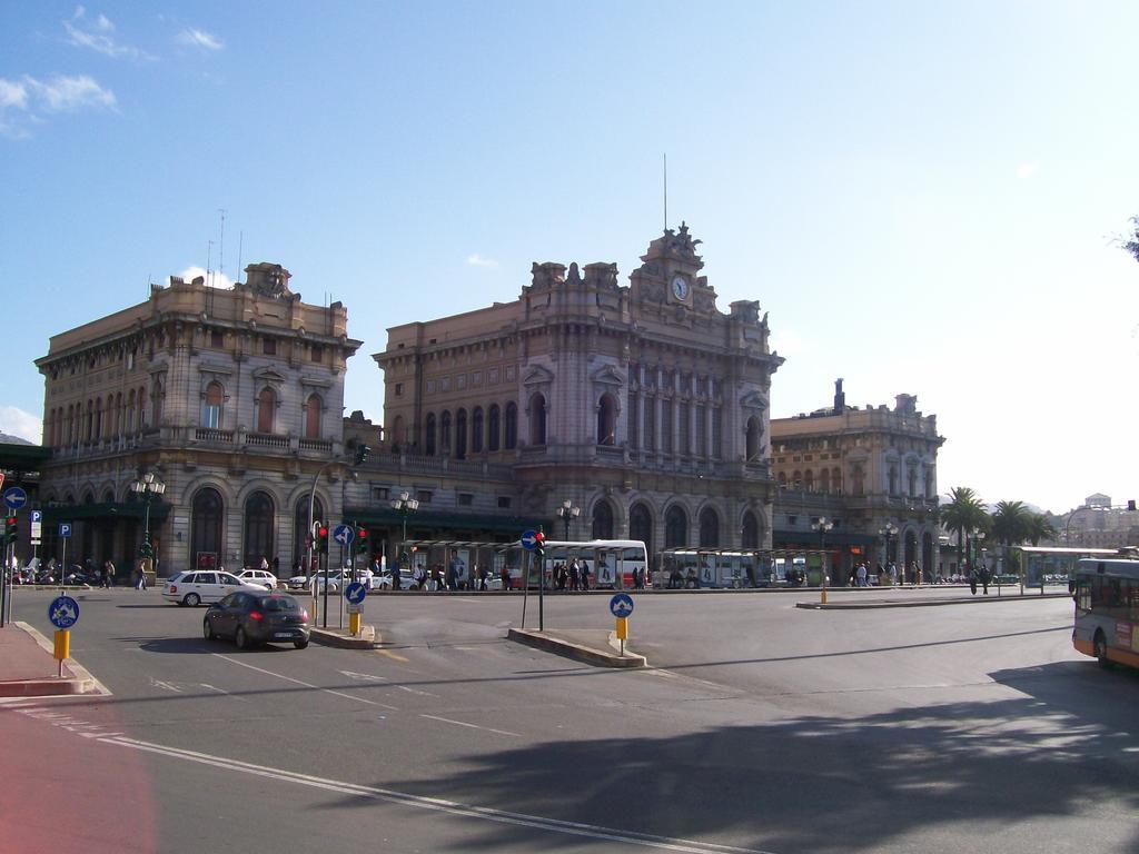 Hotel Fiume Genua Exterior foto